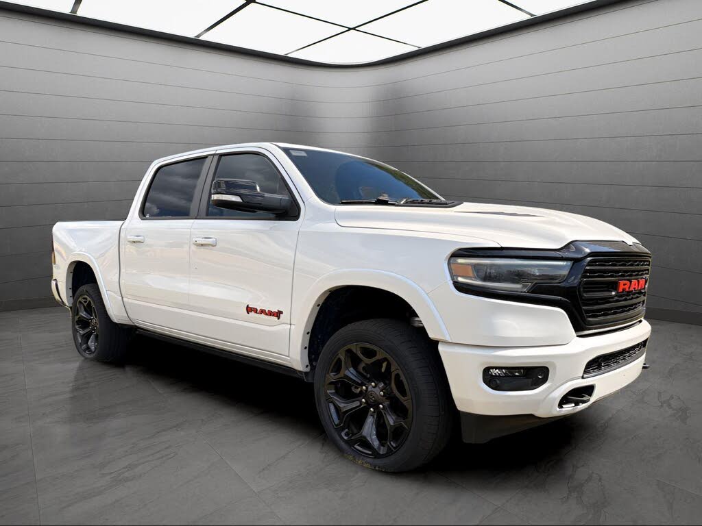 2022 RAM 1500 Limited Crew Cab 4WD