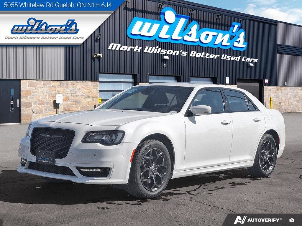 2023 Chrysler 300 Touring L AWD