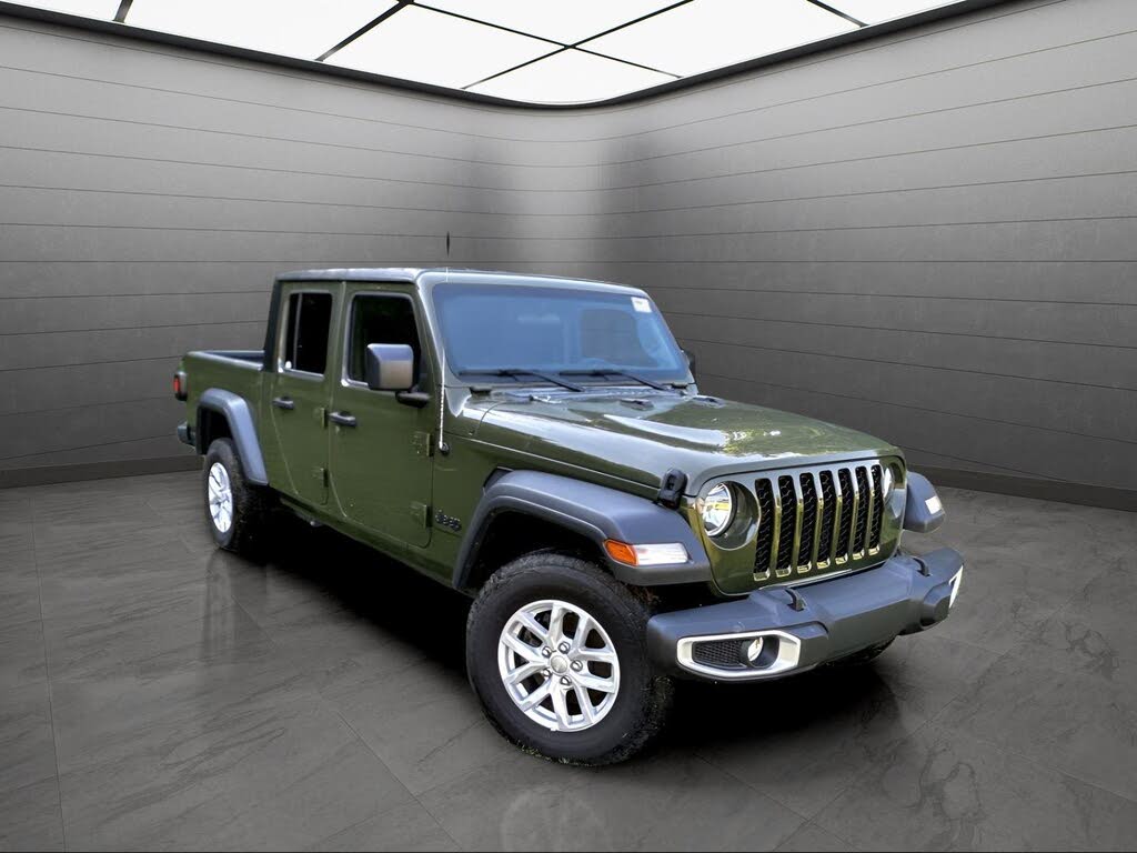 2023 Jeep Gladiator Sport S Crew Cab 4WD