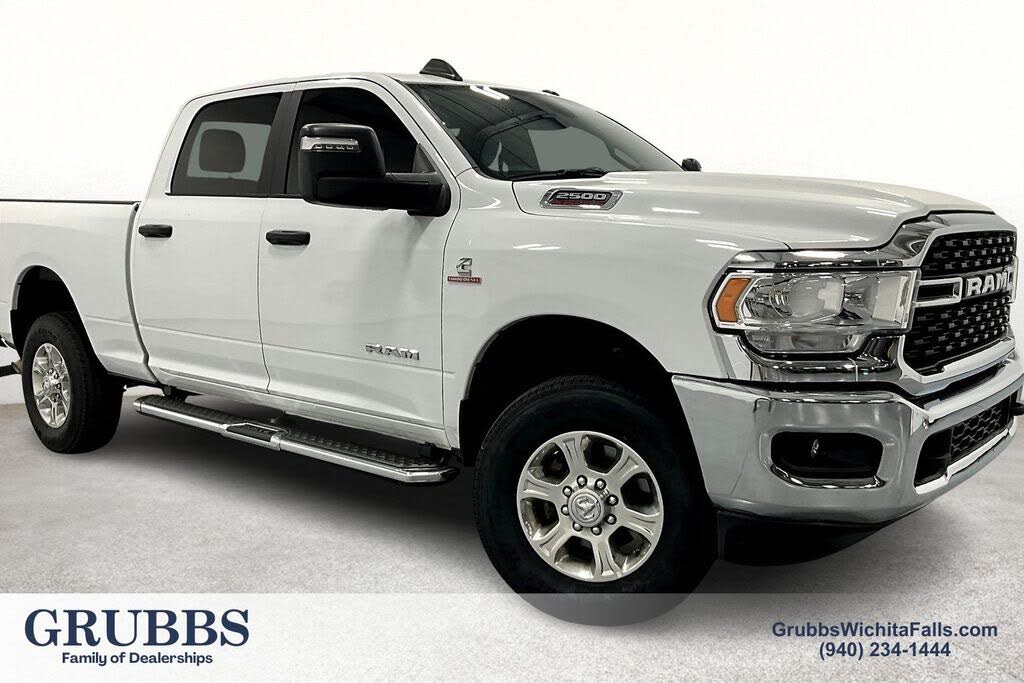 2024 RAM 2500 Big Horn Crew Cab 4WD