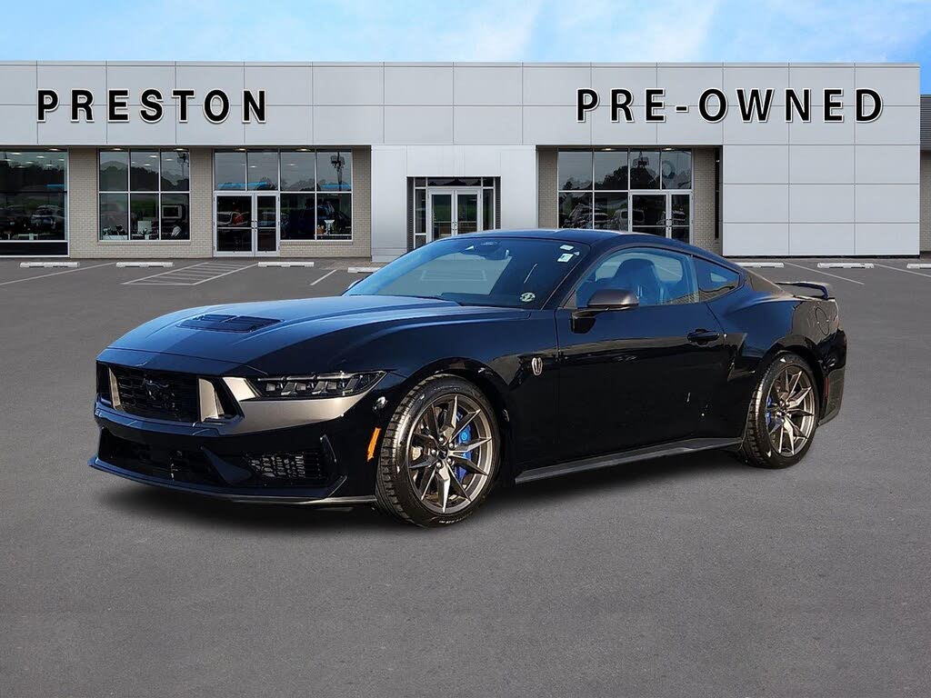 2025 Ford Mustang Dark Horse Fastback RWD