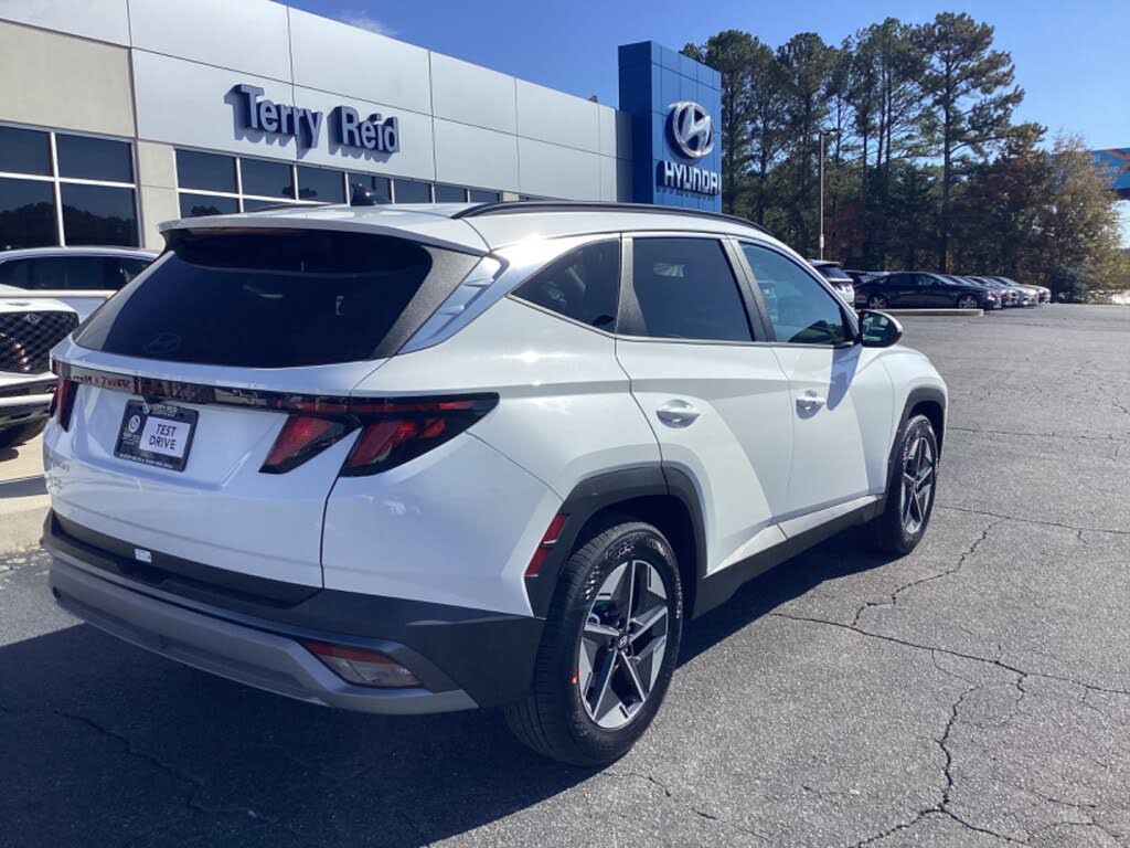 2026 Hyundai Tucson SEL FWD