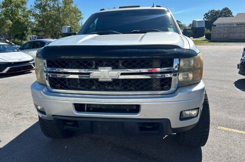 2011 Chevrolet Silverado 3500HD LTZ Crew Cab 4WD
