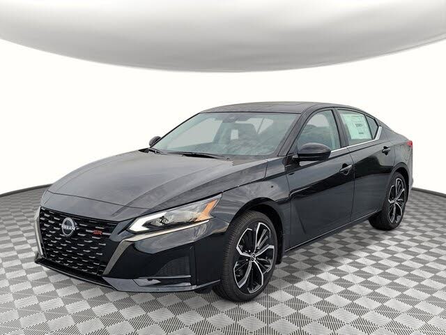 2025 Nissan Altima 2.5 SR FWD