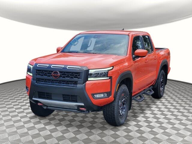 2025 Nissan Frontier PRO-4X Crew Cab 4WD