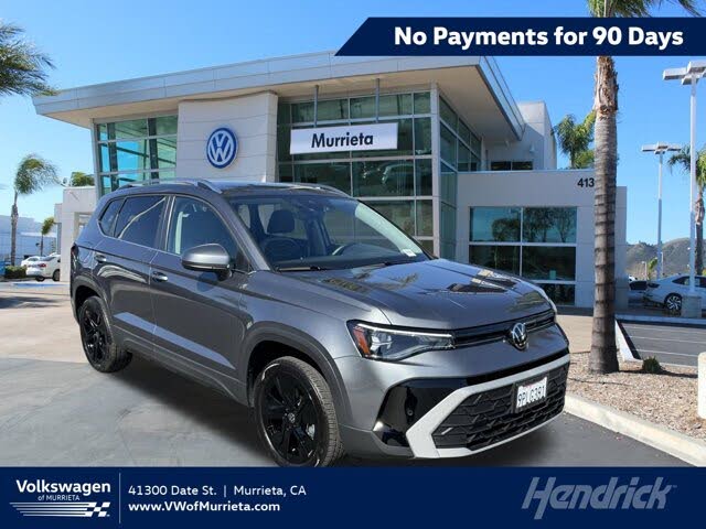 2025 Volkswagen Taos SE FWD