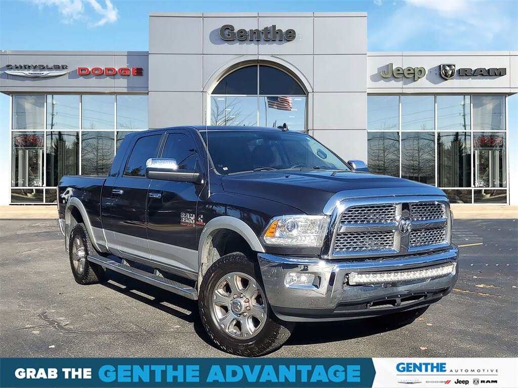 2014 RAM 3500 Laramie Mega Cab 4WD