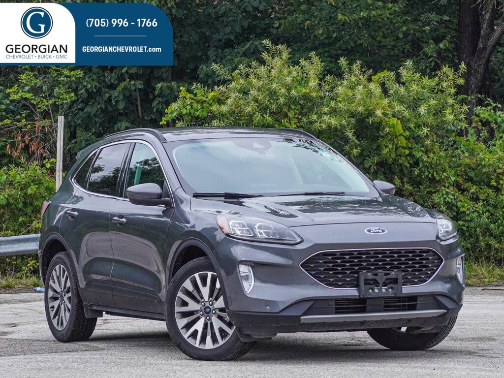 2022 Ford Escape Titanium AWD