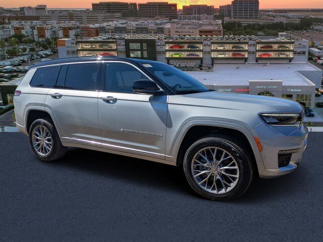 2025 Jeep Grand Cherokee L Summit 4WD
