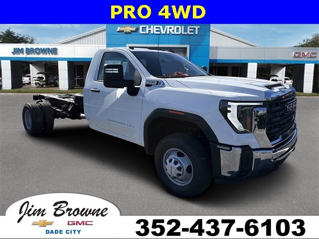 2026 GMC Sierra 3500HD Pro Regular Cab LB 4WD