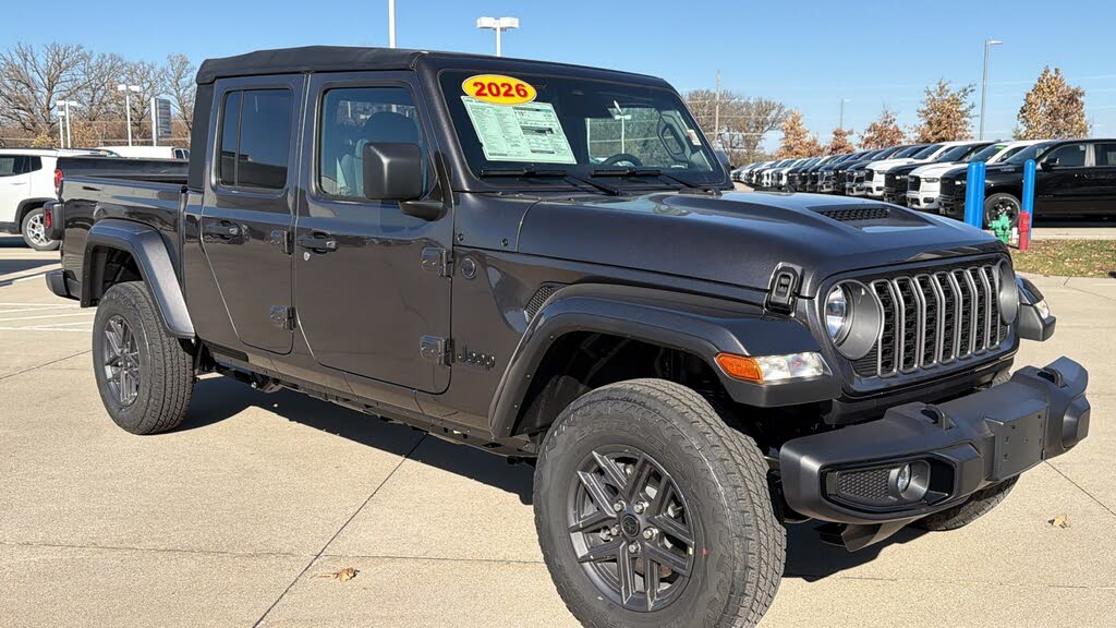 2026 Jeep Gladiator Sport S Crew Cab 4WD