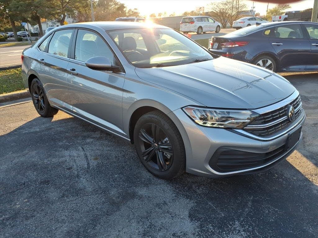 2022 Volkswagen Jetta 1.5T SE FWD