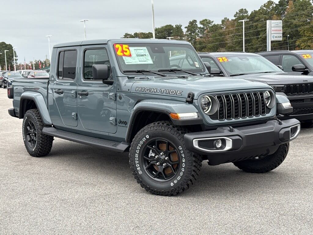2025 Jeep Gladiator High Tide Crew Cab 4WD