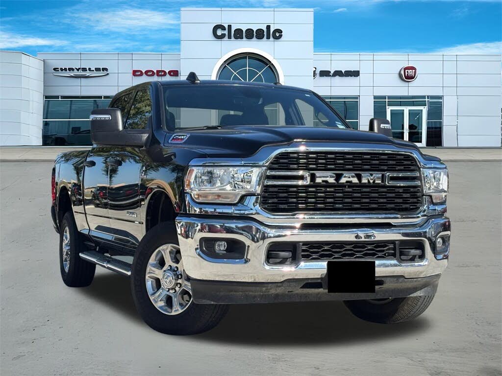 2024 RAM 2500 Big Horn Crew Cab 4WD