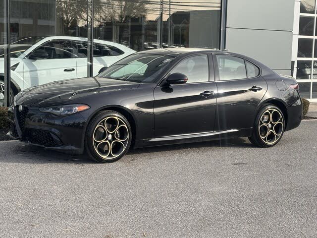 2025 Alfa Romeo Giulia Intensa AWD