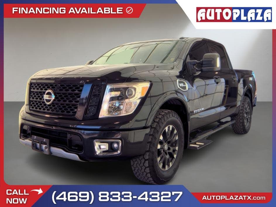 2017 Nissan Titan PRO-4X Crew Cab 4WD