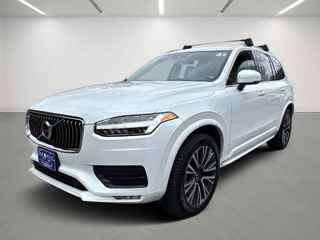 2020 Volvo XC90 T6 Momentum 6-Passenger AWD