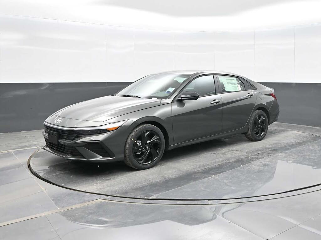 2026 Hyundai Elantra SEL Sport FWD