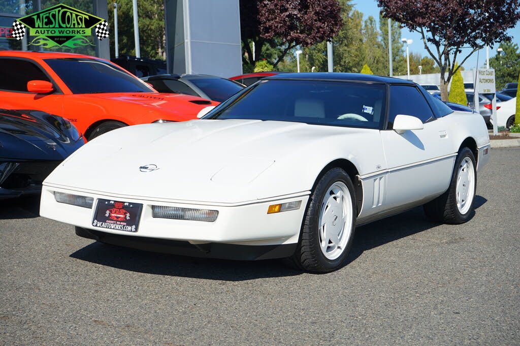 1988 Chevrolet Corvette Coupe RWD
