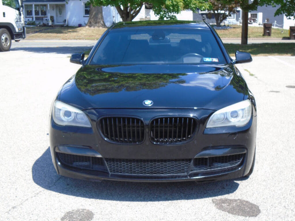2011 BMW 7 Series 750i xDrive AWD