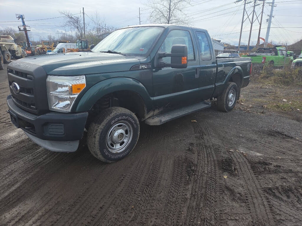 2011 Ford F-250 Super Duty XL SuperCab 4WD