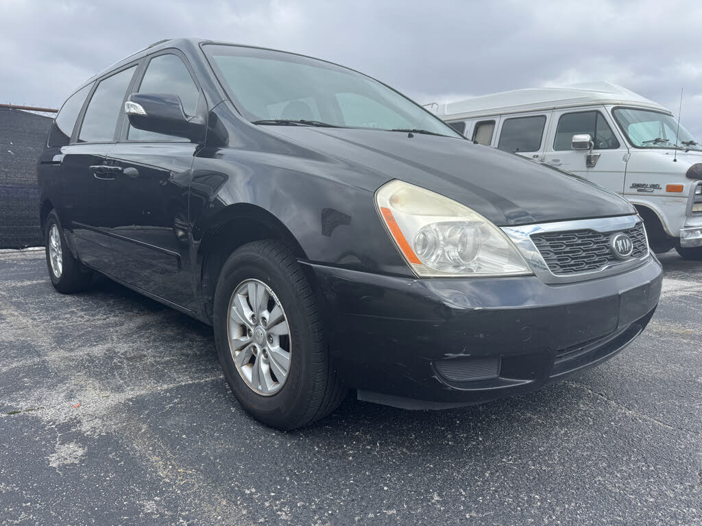 2012 Kia Sedona LX