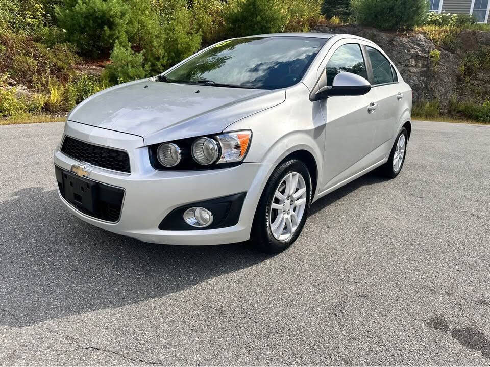 2013 Chevrolet Sonic LT Sedan FWD