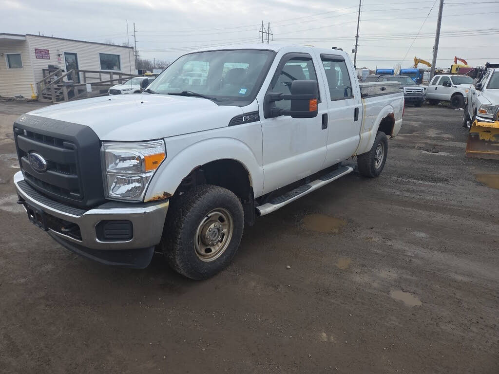 2015 Ford F-250 Super Duty XL Crew Cab 4WD