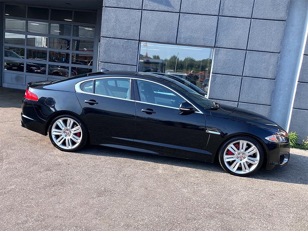 Jaguar XF XFR RWD 2015