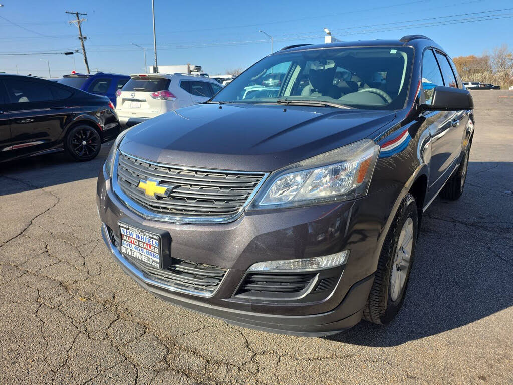 2016 Chevrolet Traverse LS FWD