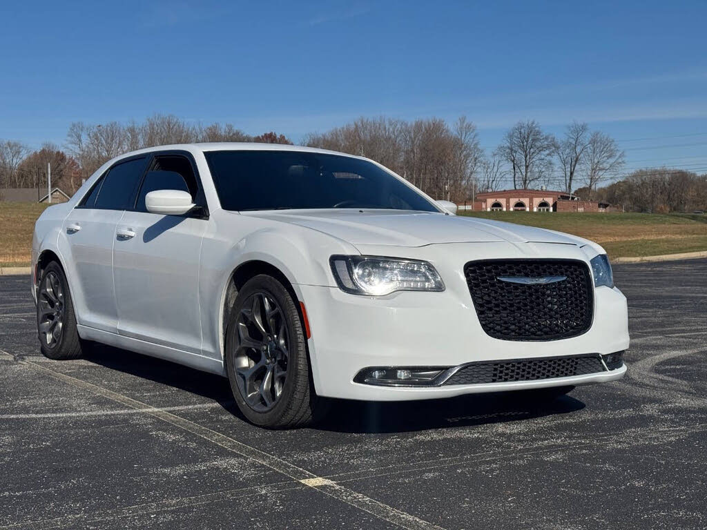 2016 Chrysler 300 S RWD