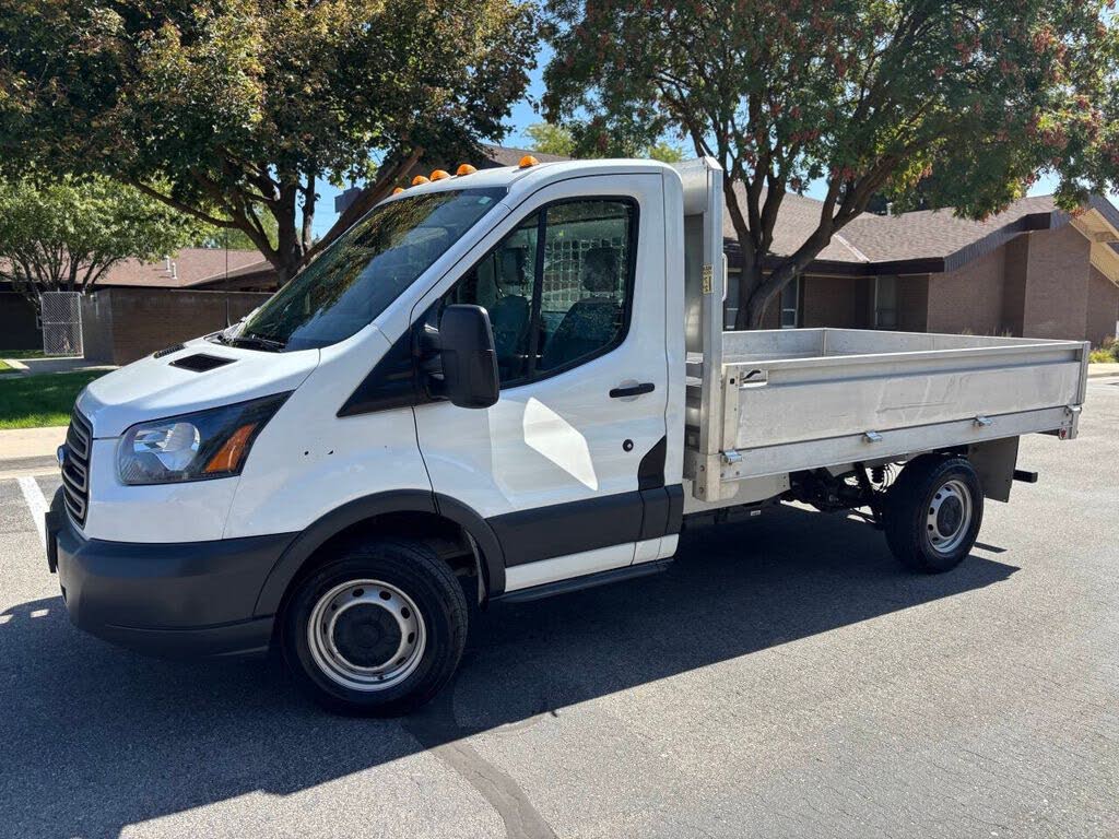 2018 Ford Transit Chassis 250 138 RWD