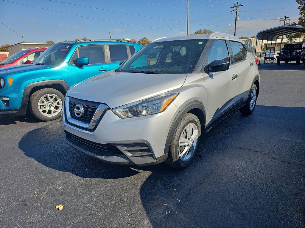 2019 Nissan Kicks S FWD