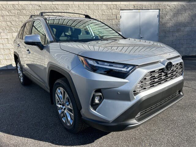 2025 Toyota RAV4 Limited FWD
