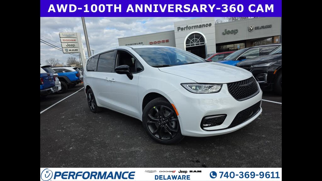 2026 Chrysler Pacifica Select AWD