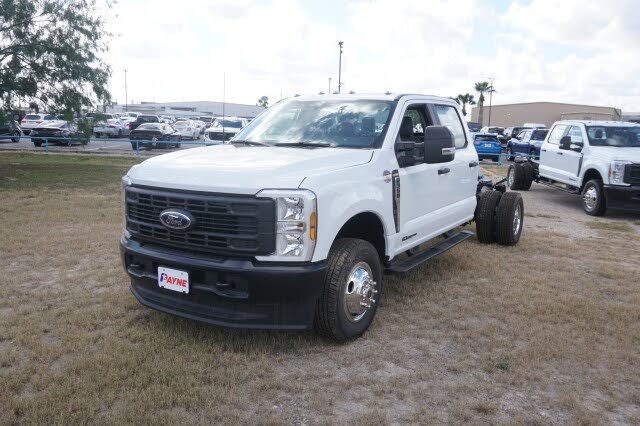 2026 Ford F-350 Super Duty Chassis XL Crew Cab DRW 4WD