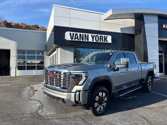 2026 GMC Sierra 2500HD Denali Crew Cab 4WD