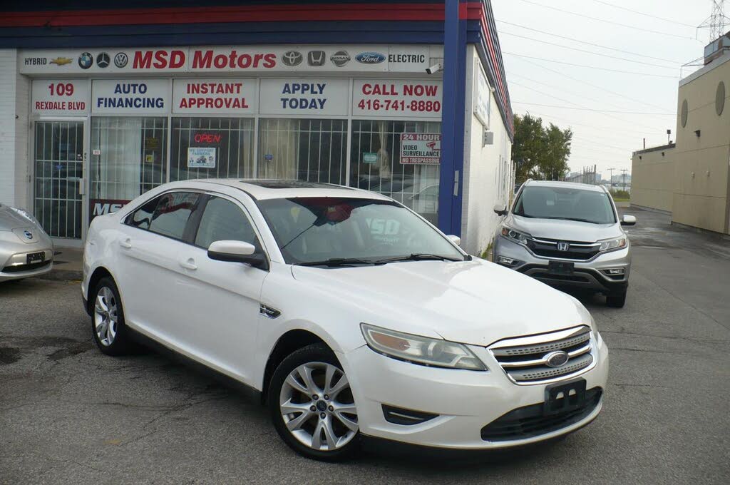 2010 Ford Taurus SEL