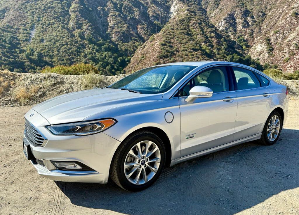 2017 Ford Fusion Energi SE Luxury