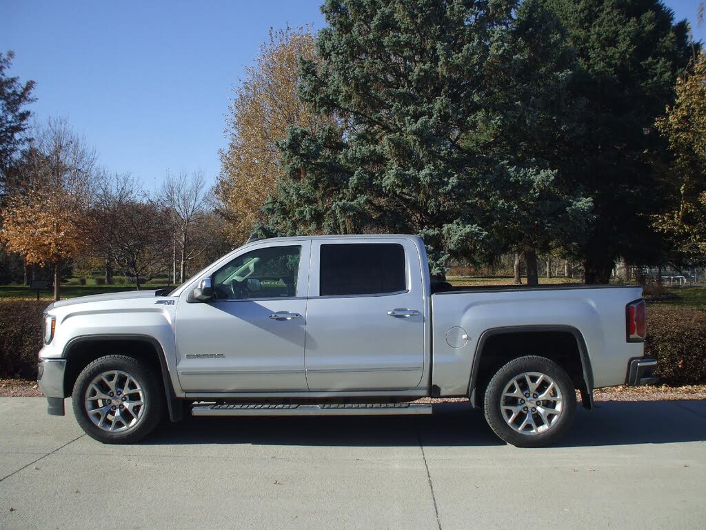 2017 GMC Sierra 1500 SLT Crew Cab 4WD