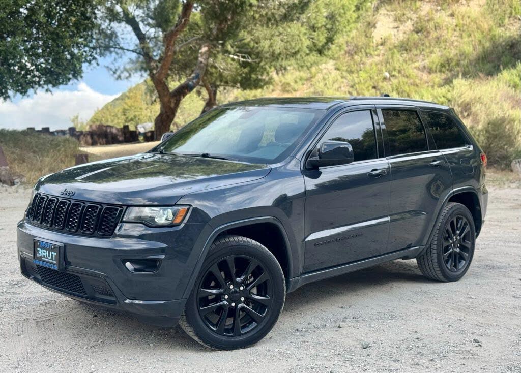 2018 Jeep Grand Cherokee Altitude 4WD
