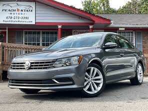Volkswagen Passat 2.0T Wolfsburg FWD