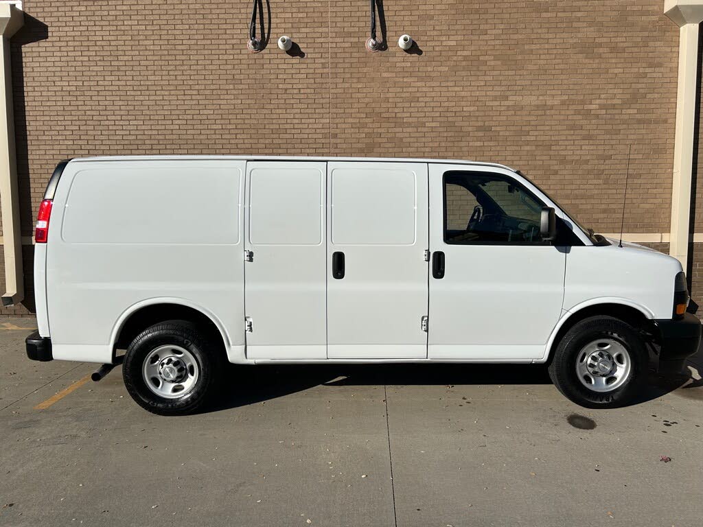 2021 Chevrolet Express Cargo 2500 RWD