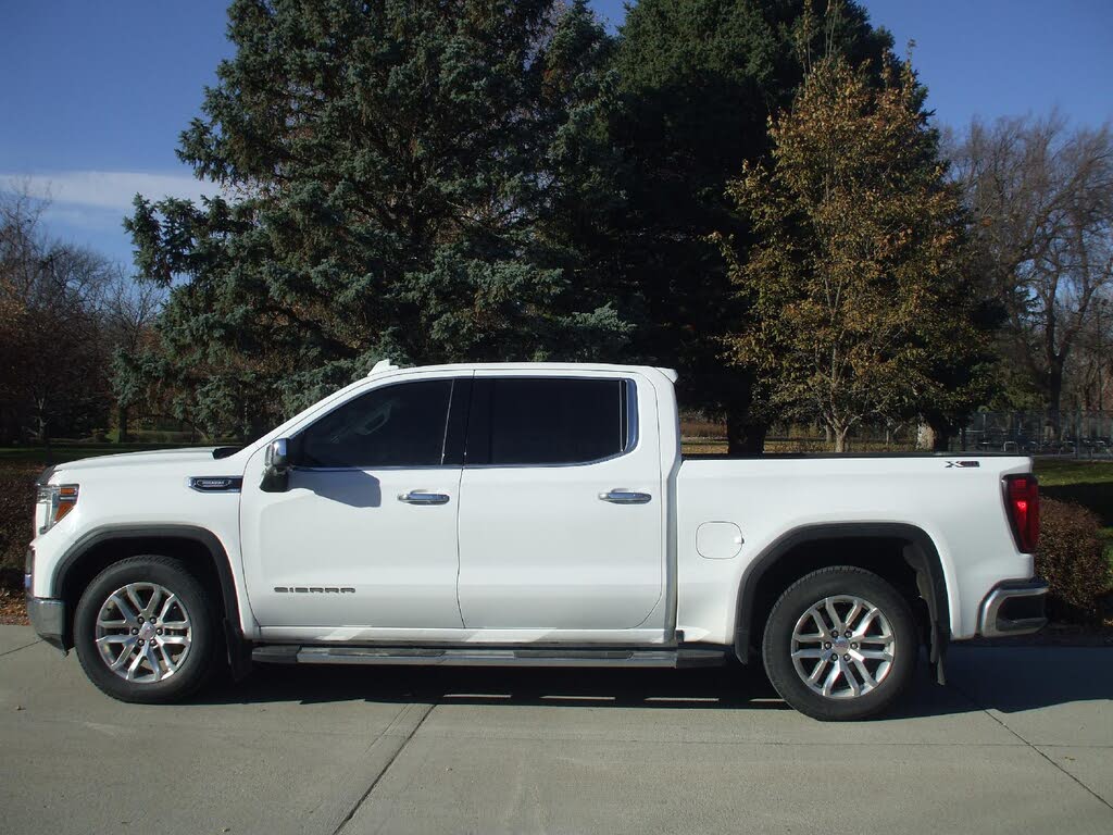 2021 GMC Sierra 1500 SLT Crew Cab 4WD
