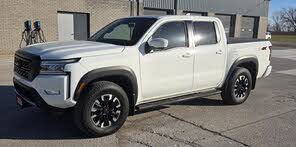 Nissan Frontier PRO-4X Crew Cab 4WD