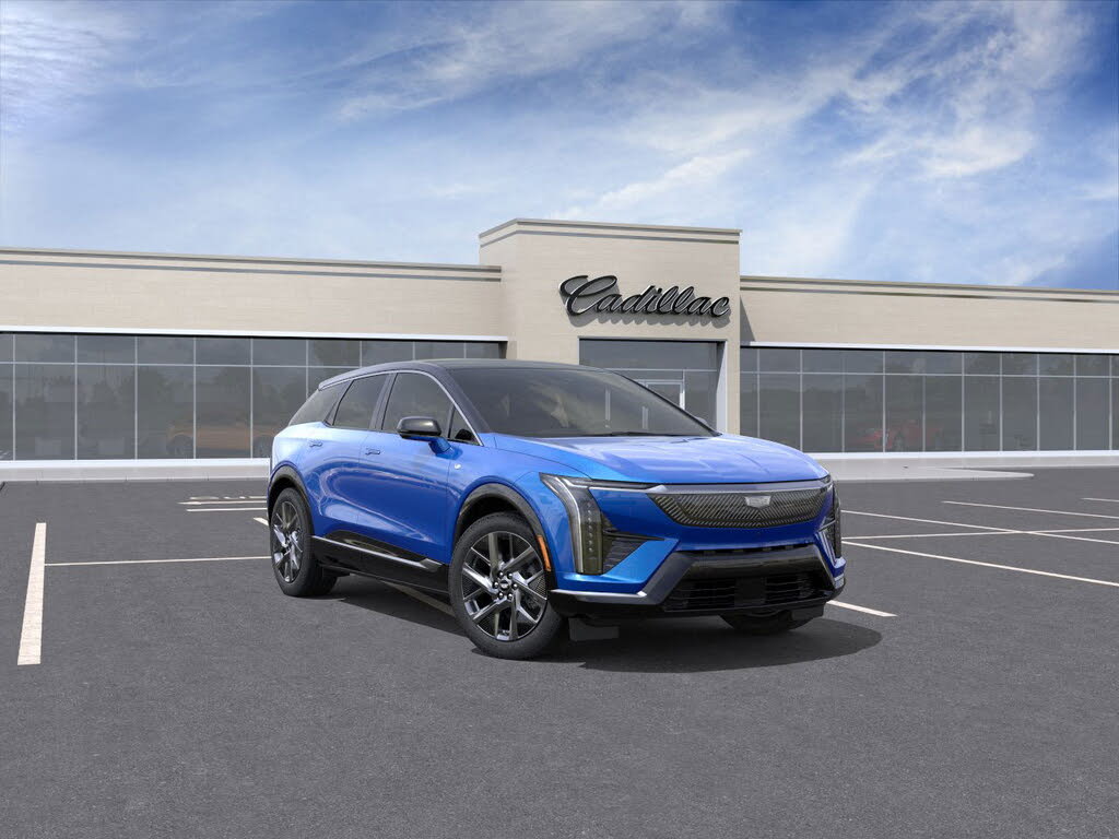 2026 Cadillac OPTIQ Luxury AWD