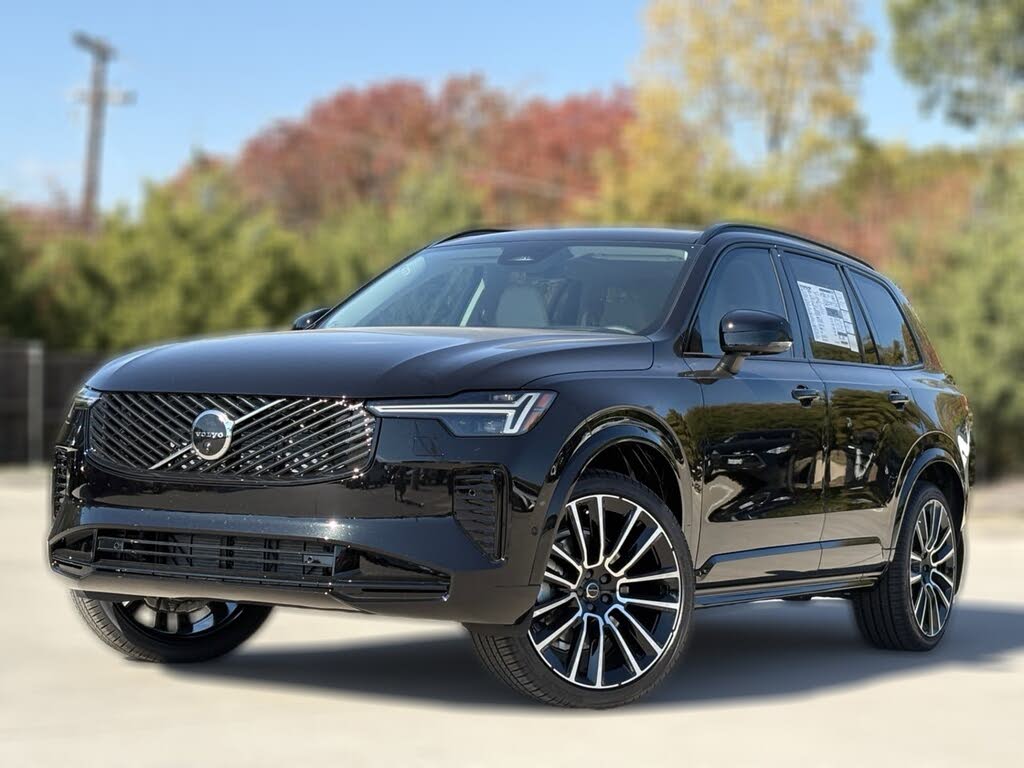 2026 Volvo XC90 B6 Ultra Dark 7-Passenger AWD