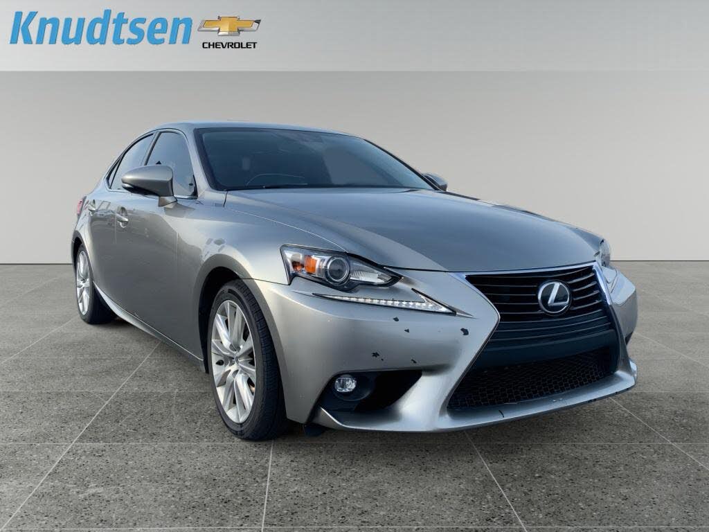 2016 Lexus IS 200t RWD