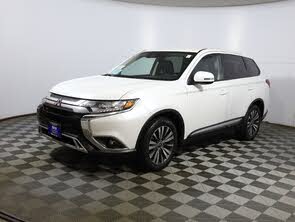 Mitsubishi Outlander SE FWD