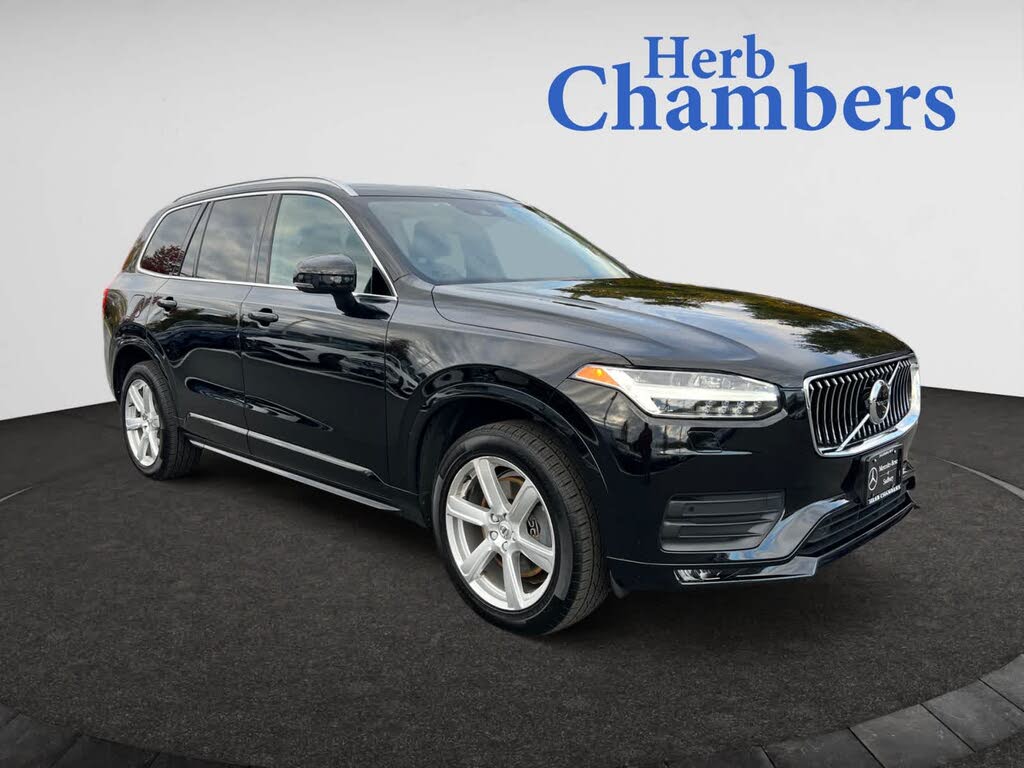 2020 Volvo XC90 T6 Momentum 7-Passenger AWD